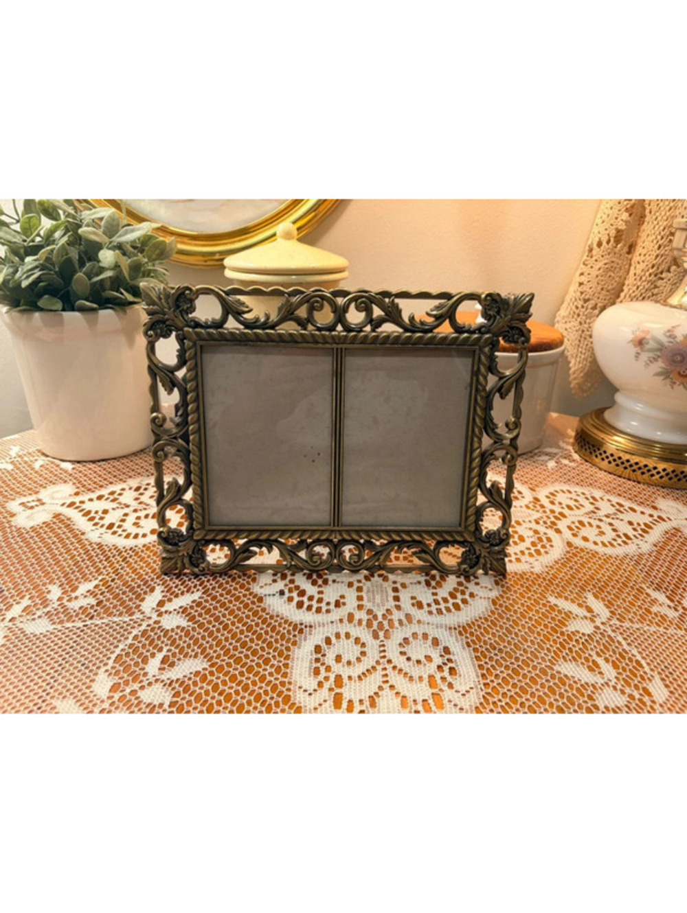 Vintage Ornate Brass Tone Double Picture Frame 2 Photo Easel Frame